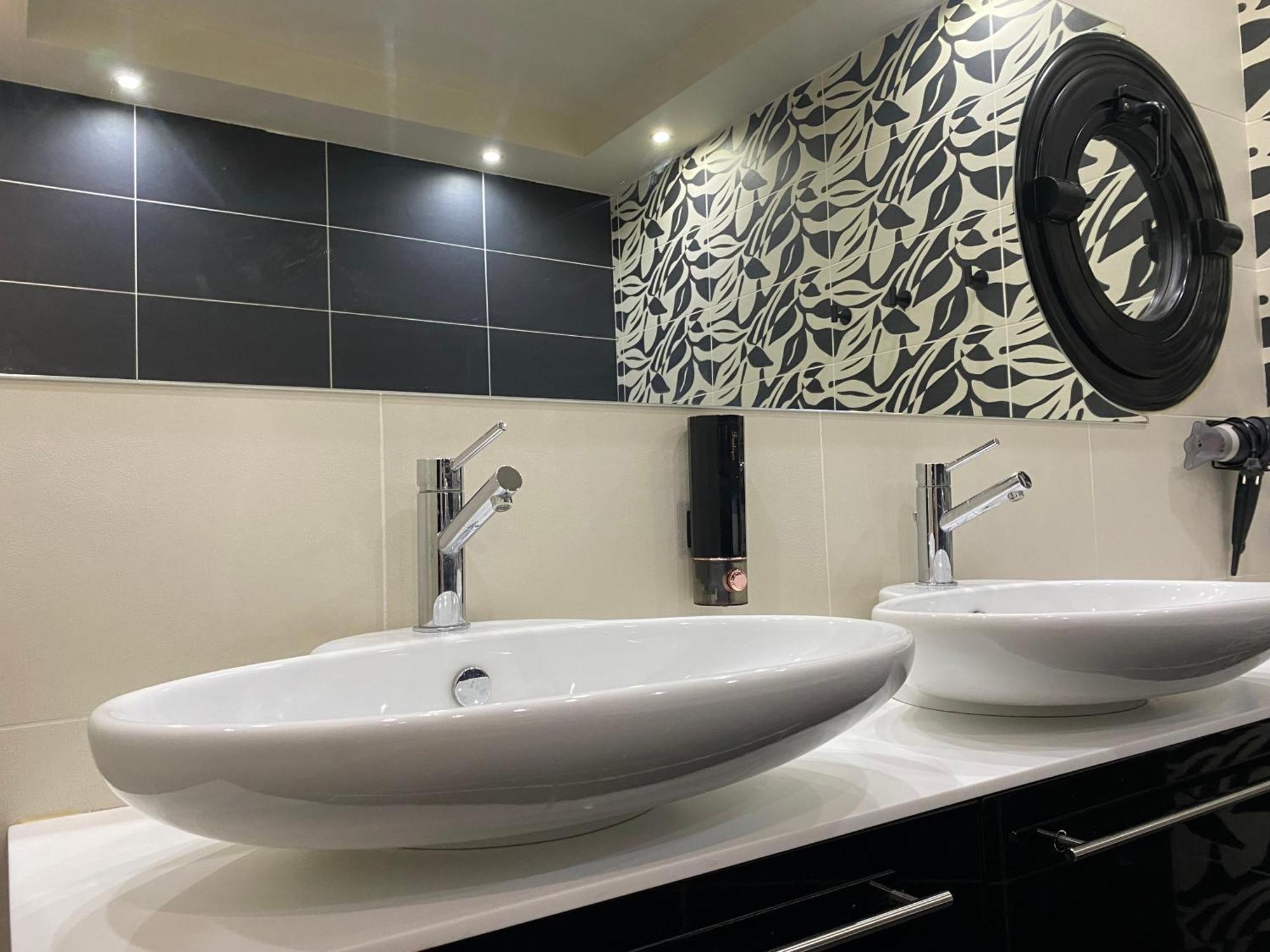 Luxury View Apartment 10Min From Athens Airport Koropion Bagian luar foto